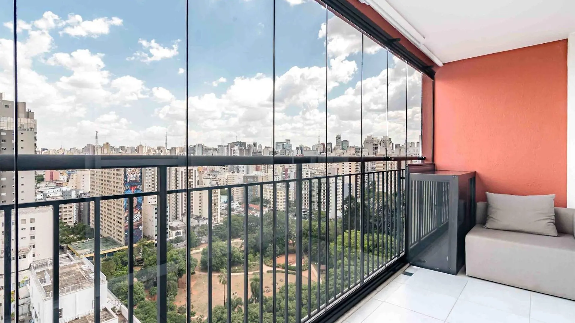 Bhomy Consolacao A 6Min A Pe Do Metro Yc2205 São Paulo Apartment